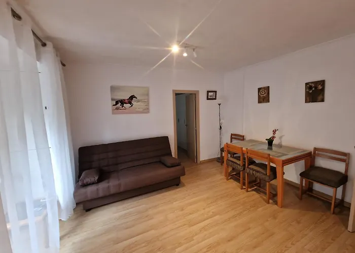 Apartment Calle De Dona Dolsa N6, 2dcha