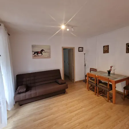 Apartment Calle De Dona Dolsa N6, 2dcha
